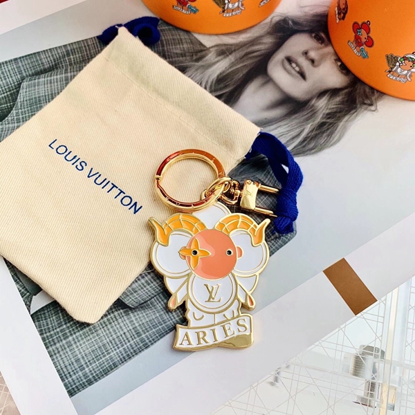 ブランドキーホルダー側面デザイン